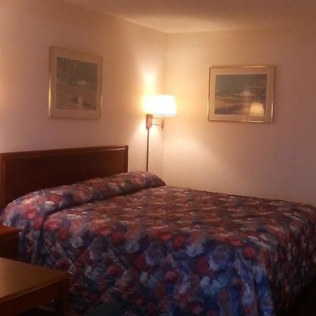 Hotel 465 By Regency إنديانابوليس المظهر الخارجي الصورة