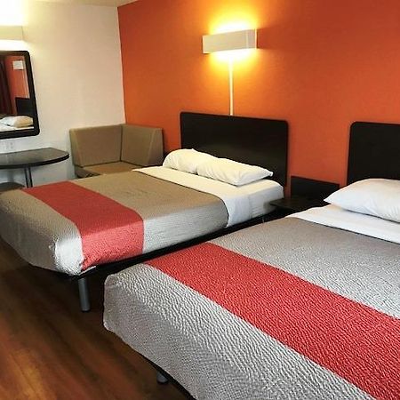 Hotel 465 By Regency إنديانابوليس المظهر الخارجي الصورة