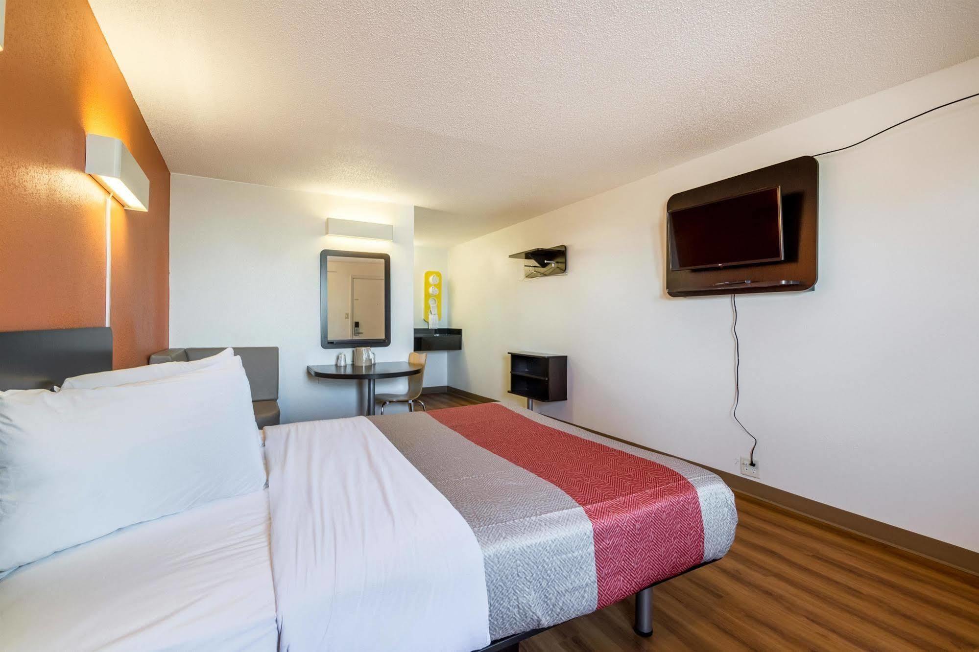 Hotel 465 By Regency إنديانابوليس المظهر الخارجي الصورة